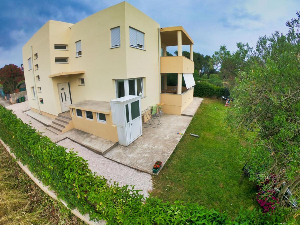 Apartments Martina Bibinje Esterno foto