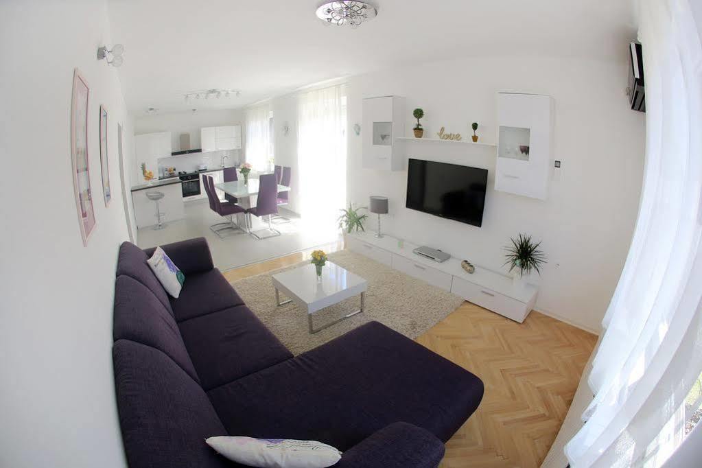 Apartments Martina Bibinje Esterno foto